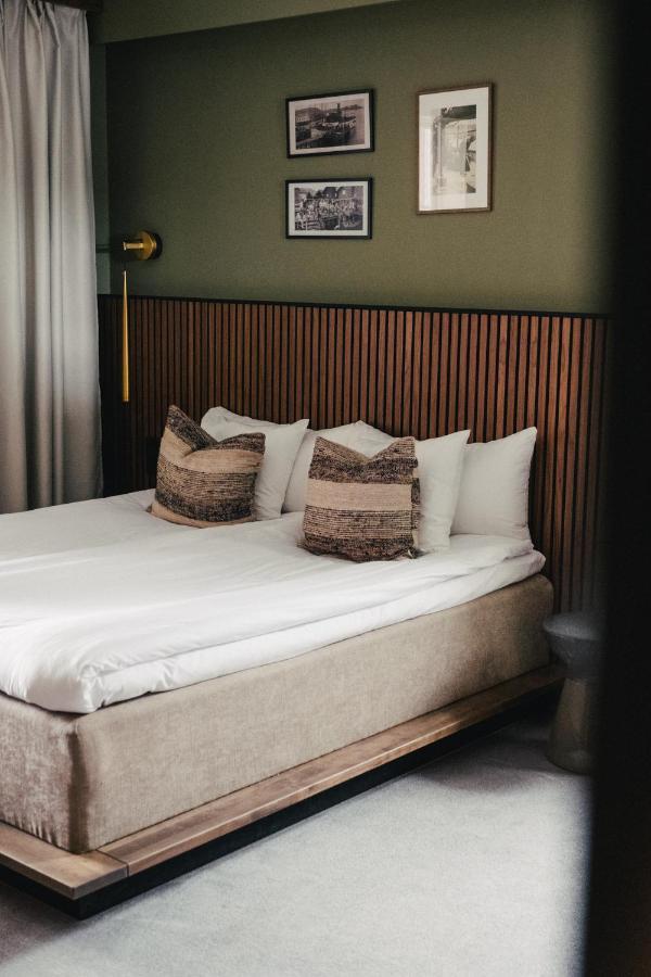 Hotelli Strana