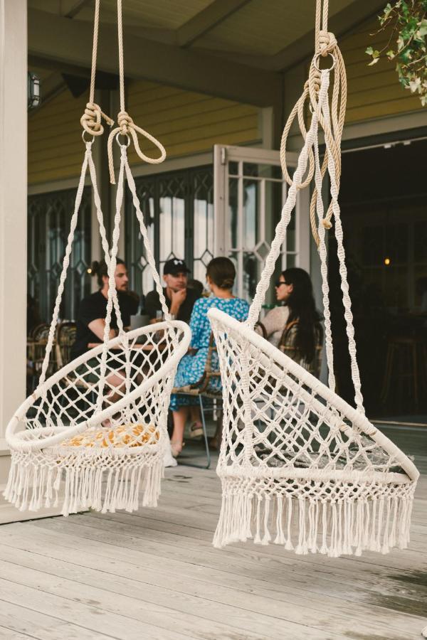 Strana 4* Hälleviksstrand