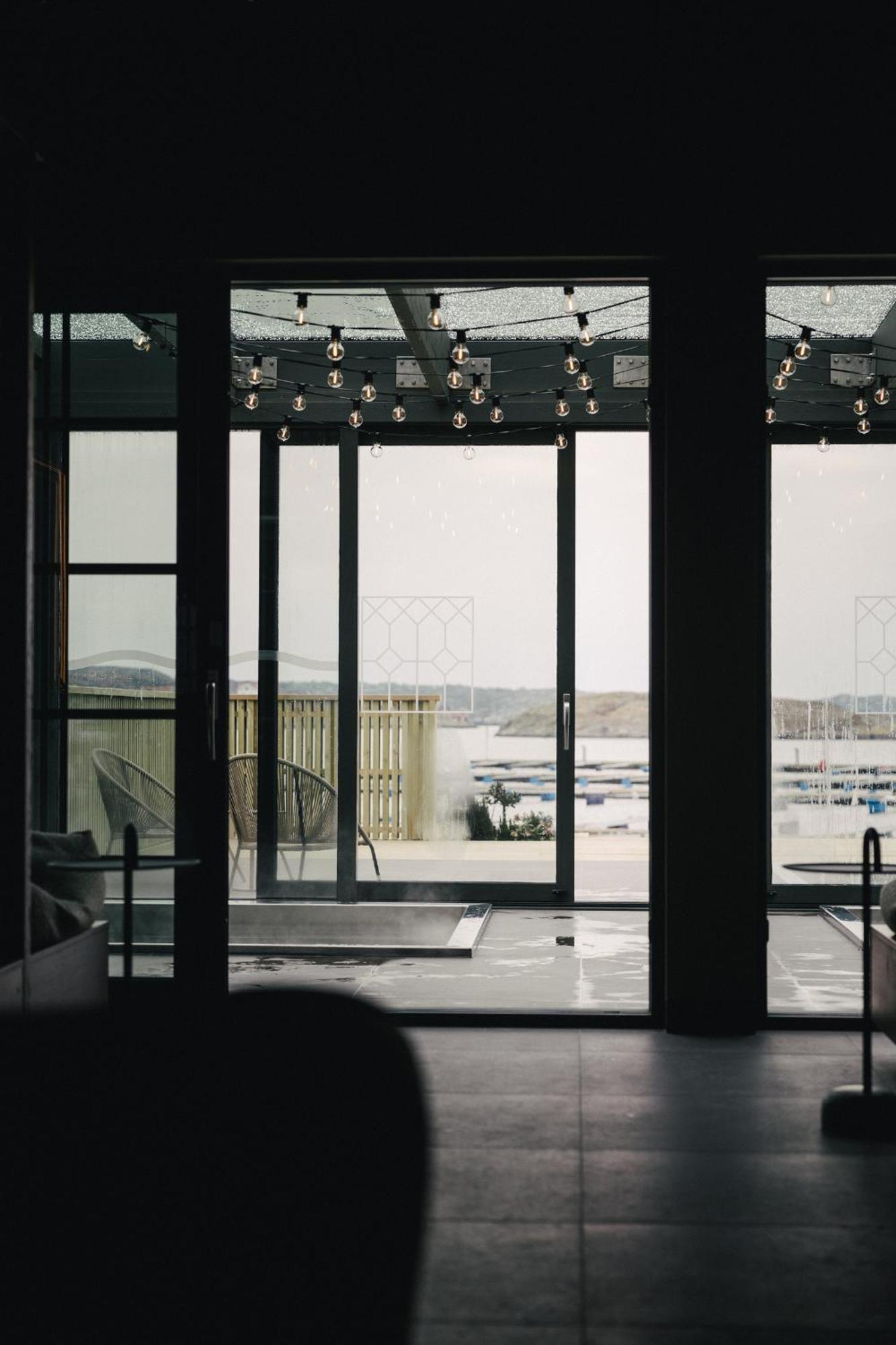 Hotel Strana